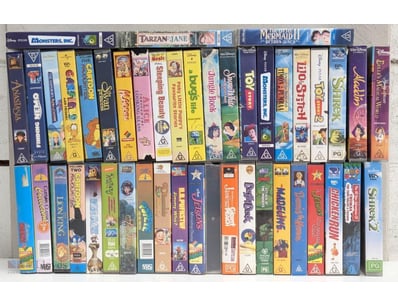 EXTENSIVE DISNEY VHS VIDEO COLLECTION - APPROXIMAT...