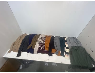 Entire Vintage Clothing Store Liquidation (ON11... - Lot 131