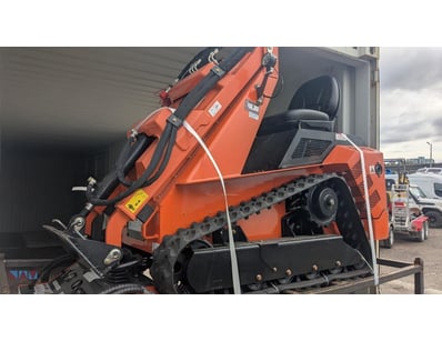 FACTORY DIRECT ** Unused LANDHERO, Mini Skid Steer...