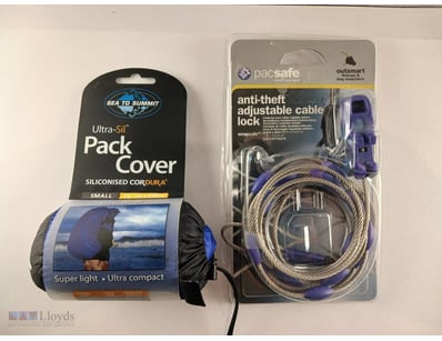 Travel Accessories Lot Comprising Sea To Summit Ul...