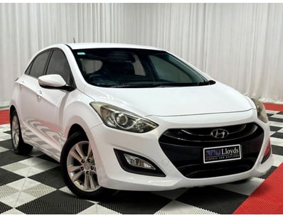<b>2014 Hyundai i30 - White - 129,515km - Automati...