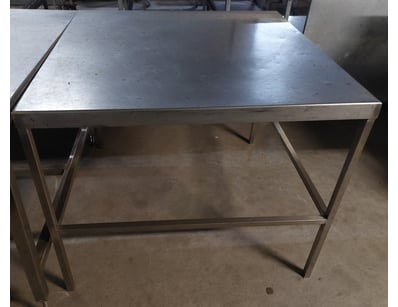Abandoned Basement Catering Equipment - UNRESER... - Lot 123