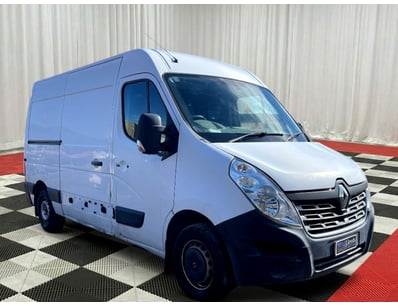 2015 Renault Master dCi150 MWB Mid Roof Van

Yea...