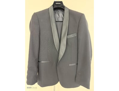 VARCE ITALIA TUXEDO POLYESTER WOOL

Material: Poly...