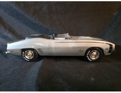 1969 CHEVROLET CAMARO SS CONVERTIBLE DIE-CAST MODE...