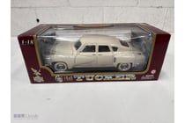 Road Legends 1948 Tucker Torpedo - 1:18 Scale