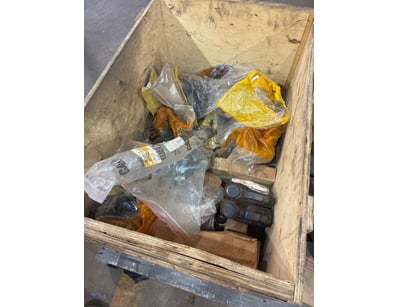Miscellaneous Crate of Caterpillar Parts - Bulk Jo...