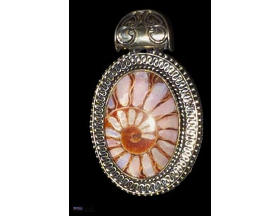 116 TCW STERLING SILVER AND AMMONITE FOSSIL PENDAN...