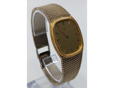 Affordable Watch Market (A986) - Lot 6464