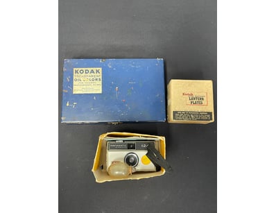VINTAGE KODAK PHOTOGRAPHY DARKROOM KIT - TRANSPARE...