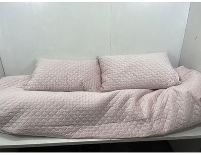 MAJOR RETAILER - Mattresses, Bases & Bedding (A1... - Lot 79