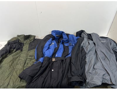 Entire Vintage Clothing Store Liquidation (ON11... - Lot 246