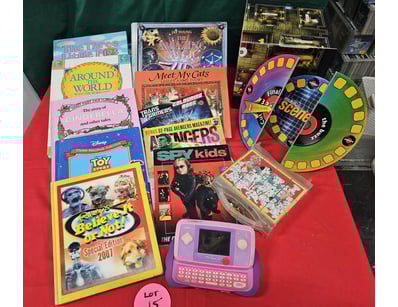 Gadgets & Home, Office Furniture, (WAA977) - Lot 54