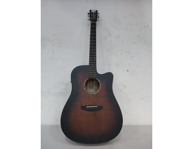 Gadgets, Music & Pastimes (A984) - Lot 259