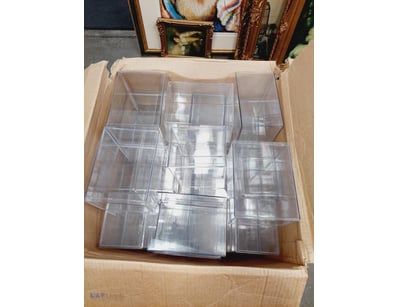 LOT OF CLEAR ACRYLIC DISPLAY CASES/BOXES

Item Siz...