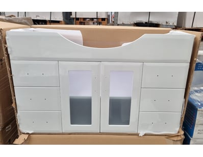 $5M Bathroom Appliances Blitz Part 2 (VICA895) - Lot 157