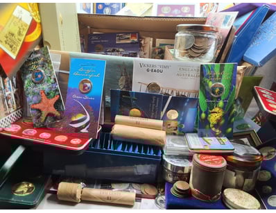 UNRESERVED Banknotes & Coins (A985) - Lot 110