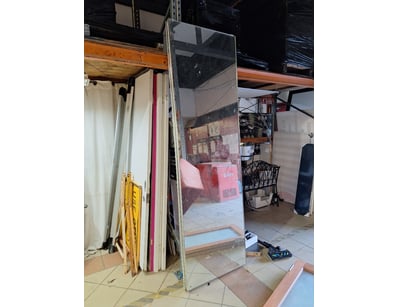 X2 Mirror Panels

Dimensions Approx H:240cm W:72...