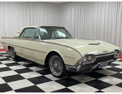 Classic, Muscle & Barn Finds - Lot 111