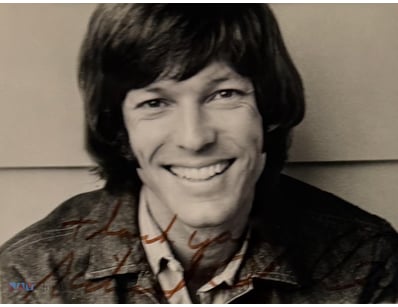 RICHARD CHAMBERLAIN SIGNED PHOTO

Richard Chamberl...