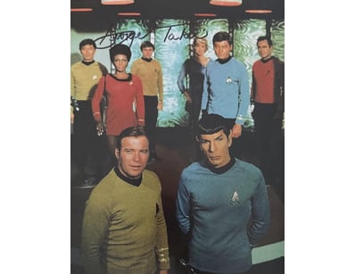 STAR TREKS GEORGE TAKEI SIGNED PHOTO 

George Take...