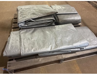 Grey Tarp lot 

Including 2 x Large & 2 x Small

R...