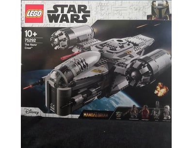 **UNRESERVED** COOKIE'S LIFETIME COLLECTION OF ... - Lot 621