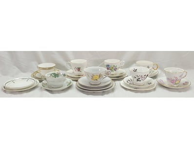 Antiques, Vintage & Interior Treasures (A1006) - Lot 100383