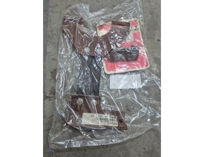 <p><strong>Exhaust Hanger with Fittings</strong></...