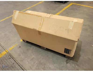 Assorted car parts for Holden 

Note: sold as lo...