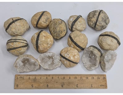 Antiques, Vintage & Interior Treasures (A998) - Lot 1505