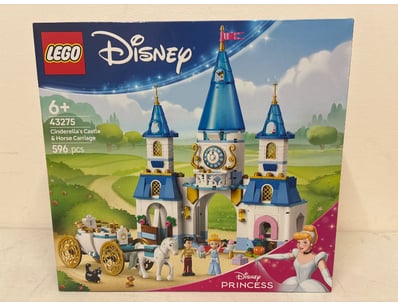 LEGO Disney Princess Set 43275 - Cinderella's Cast...