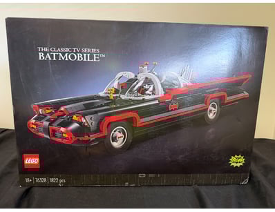 **UNRESERVED** LIFETIME COLLECTION OF LEGO PART... - Lot 557