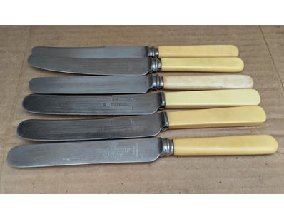 Antique & Vintage Showcase (A979) - Lot 752