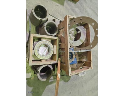 Contents to the pallet , Large Qty mostly unused h...