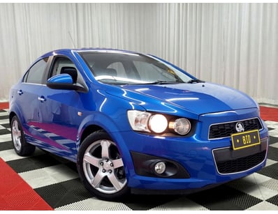 <b>2013 Holden Barina TM CDX Sedan - Blue - 210,21...