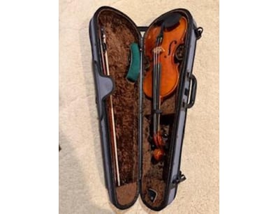 Gadgets, Music & Pastimes (A1005) - Lot 1515