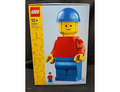 LEGO 40649 SCALED-UP LEGO MINIFIGURE - CLASSIC YEL...
