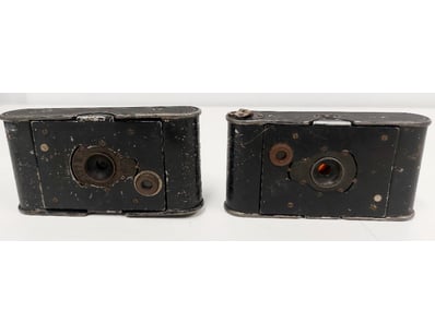 PAIR OF VINTAGE BLACK BAKELITE BOX CAMERAS

Item...