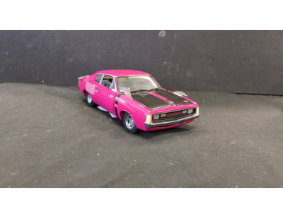 CHRYSLER VALIANT CHARGER R/T 1:24 SCALE MODEL CAR...