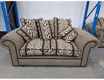 House & Homewares (A985) - Lot 2062