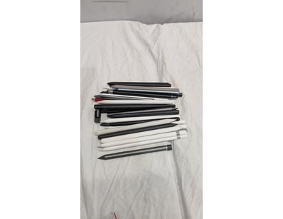 UNRESERVED Airport - Lost Property (A980) - Lot 437