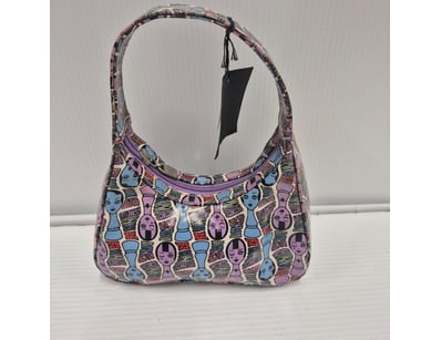 Designer Vault (A978) - Lot 7251