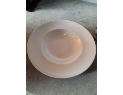 Bowls, white finish, diameter 31cm.

SOLD AS LOT....
