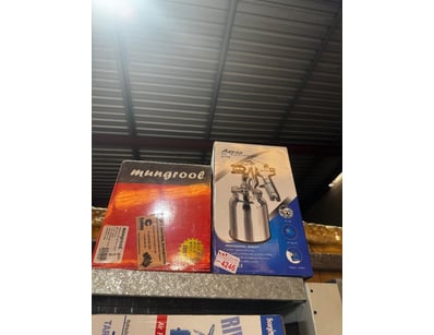 Distribution Business Equipment Liquidation (ON... - Lot 246