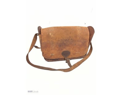 VINTAGE WW2 LEATHER SATCHEL MESSENGER BAG WITH AMM...