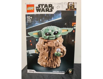 **UNRESERVED** LIFETIME COLLECTION OF LEGO PART... - Lot 645