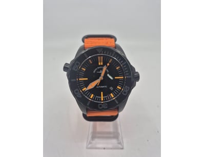 Affordable Watch Market (A980) - Lot 7503