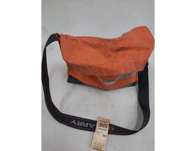 Police Seized Property & Unclaimed Jewellery (A... - Lot 384