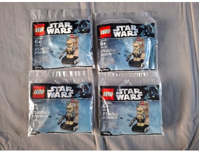 **UNRESERVED** LIFETIME COLLECTION OF LEGO PART... - Lot 368